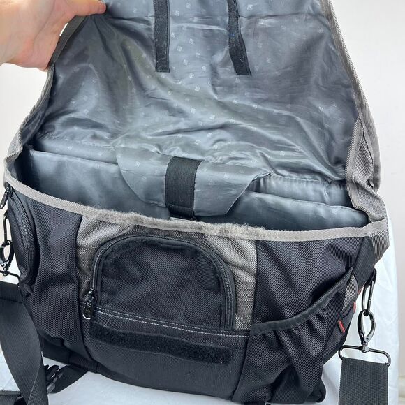 FUL Padded Nylon Crossbody Messenger Laptop Bag bag with padded interior - Picture 6 of 8